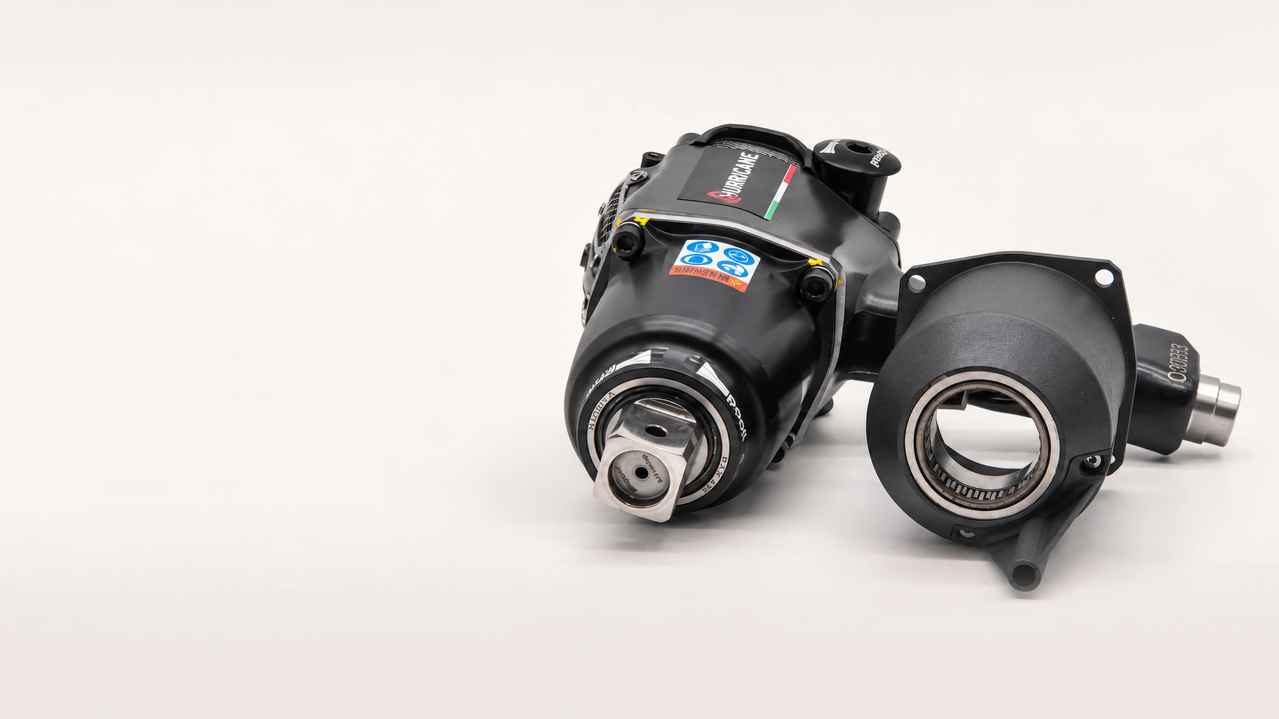 Impact wrench with Melectric torque sensors